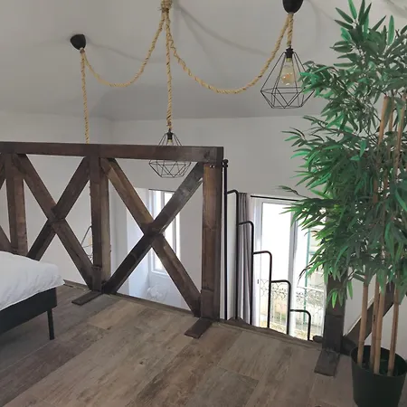 Esther Cozy Vacay Apartment